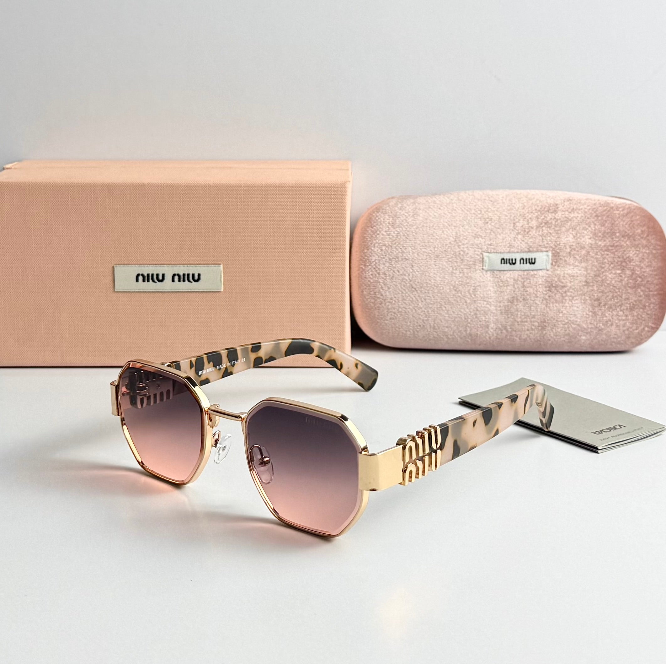 Miu miu M4
