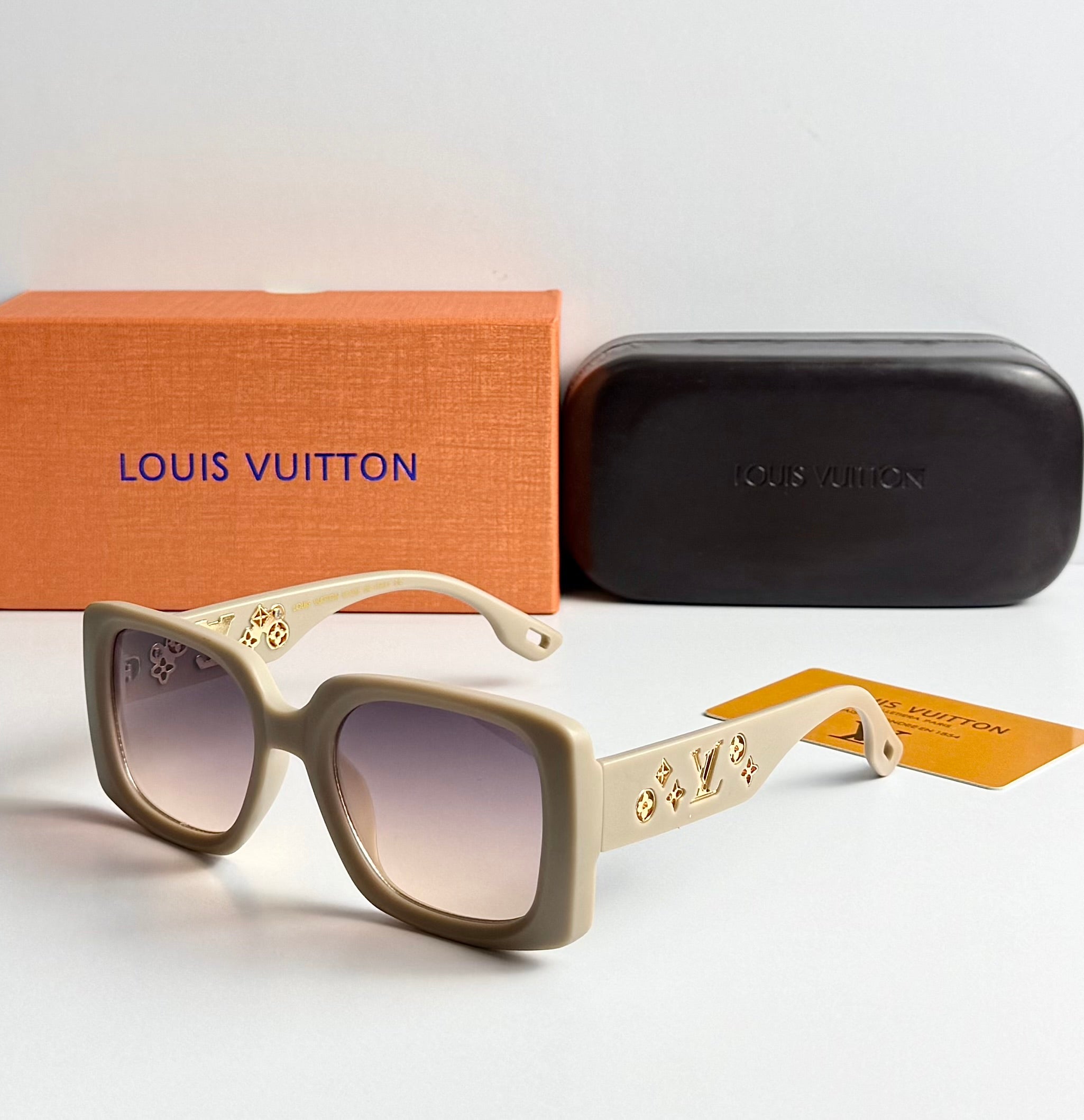 Louis Vuitton M5
