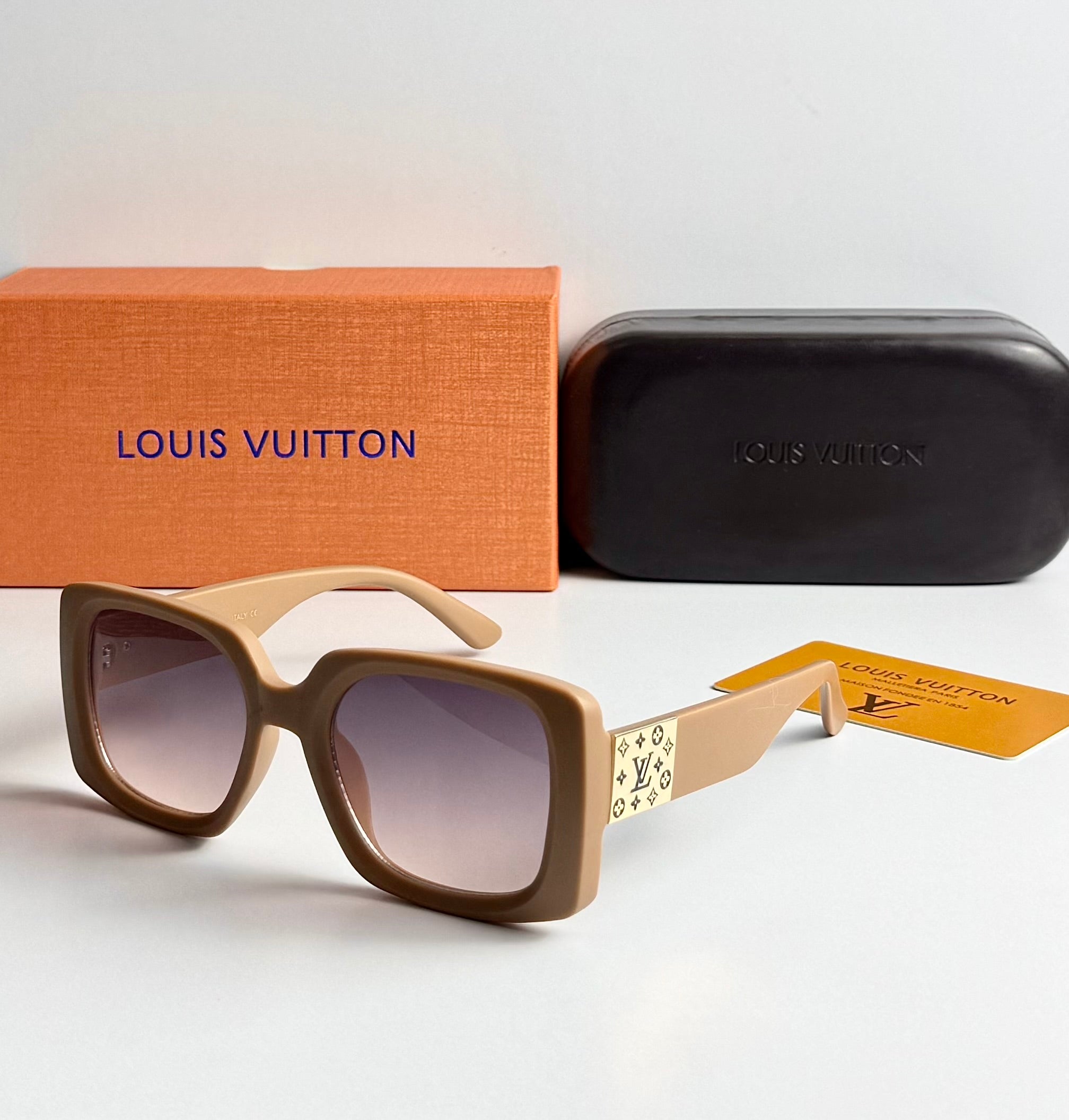 Louis Vuitton M6